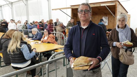 La degustaci�n de ch�caros y mejillones se prolongar� desde las 13.00 a las 17.00 horas