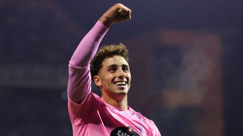 Pablo Durn, celebrando uno de sus dos tantos frente al Dinamo de Zagreb.