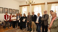 Entrega del Premio �lvaro Cunqueiro de Novela a Lu�s Rei N��ez (quinto por la derecha)
