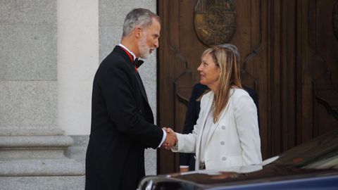 El rey Felipe VI junto a Isabel Perell.