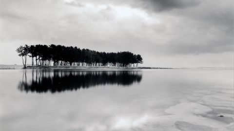 Fragmento de una de las fotografas de El peso del aire, de Michael Kenna