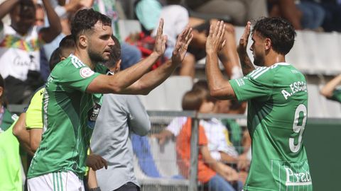 La busca de un tercer delantero sigue siendo la prioridad para el Racing.