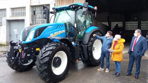 TRactor comprado por el concello de Vilalba en febrero