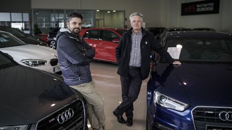 Alberto y �scar Mart�nez, en la nueva nave de Multiautos Ourense en el pol�gono Barreiros