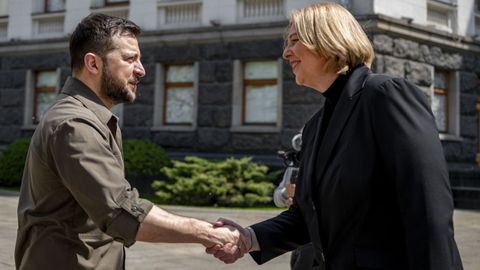 Zelenski recibi� a la presidenta del Bundenstag, B�rbel Bas.