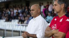 �scar Gilsanz, de blanco, durante el partido
