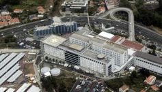 Vista a�rea del helipuerto del Chuac, una pista de 29,5 metros por 26,5 situada en la azotea del bloque Oeste del complejo hospitalario. 