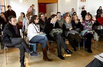 Imagen de una reuni�n de los padres de la guarder�a el curso pasado.