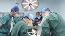 Equipos mdicos del Primer Hospital Afiliado de la Universidad Mdica de Anhui y la Universidad Agrcola de Yunnan trasplantan un hgado de un cerdo genticamente modificado a un paciente humano