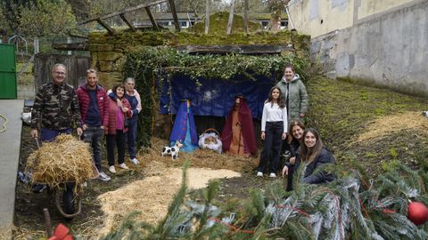 Los vecinos de Vilavidal decoraron de Navidad su pueblo