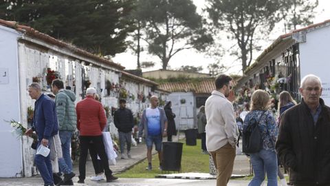Todos los Santos en el cementerio de Catabois, Ferrol