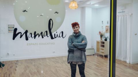 Cristina Blanco Cardoso delante del espacio educativo Mamal�a, que ha puesto en marcha en Ourense