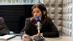 La alcaldesa de A Coru�a, In�s Rey, este viernes en los estudios de Radio Voz