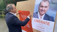 Pegada de carteles de Manuel I�arra, candidato de CS a la Presidencia del Principado de Asturias
