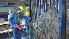 Del v�ter a la depuradora: El viaje de una toallita casi indestructible