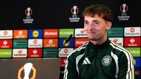 El jugador del Celtic de Glasgow Osmand, en la comparecencia previa al duelo ante el Celta de este jueves.