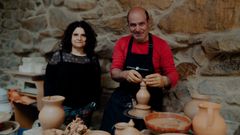 Maricarmen Doval y Miguel Carrera, de Oleir�a do Bat�n