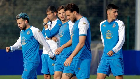 Quique Teijo, a la derecha, durante un entrenamiento con el primer equipo