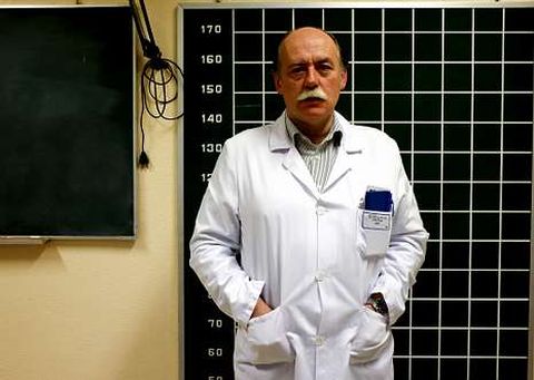 Alfonso Solar es el responsable de la Unidad de Gastroenterolog�a Infantil del Materno.