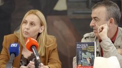 Los Escritores Lorenzo Silva (d) y Noem Trujillo, presenta su ultima novela  La forja de una rebelde , este sbado en la Semana Negra de Gijn
