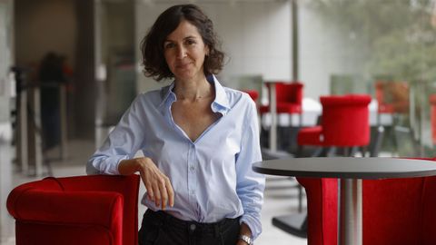 La directora de csting, guionista y escritora Cristina Campos (Barcelona, 1975), en la maana del domingo, horas despus de saberse finalista del premio Planeta.