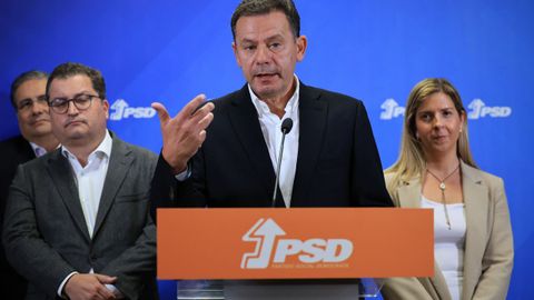 El primer ministro portugués, Luis Montenegro, tras conocer los resultados electorales