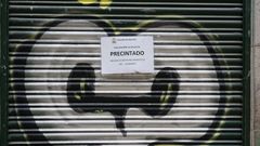 Imagen de archivo de un local que ejerc�a como pub precintado por el Concello de Ourense