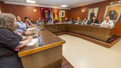 Imagen de archivo de un pleno en Cee