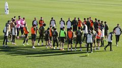 La plantilla del Celta, antes del inicio de un entrenamiento reciente.