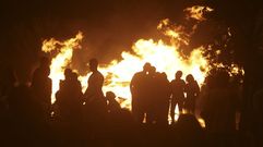 Luminaria de San Xo�n en Batallones, en foto de archivo, que este a�o no se celebrar� por las obras en la zona.