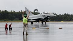 Llegada de los cazas Eurofighter al aer�dromo militar de Santiago en junio del 2024.