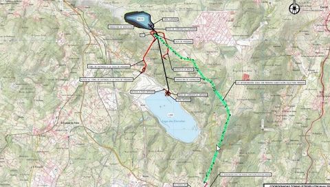 EL PROYECTO. La central reversible de As Encrobas es de gran envergadura, con un presupuesto solo de ejecuci�n material de m�s de 345 millones de euros. Gran balsa superior, t�neles y cavernas, l�nea de alta tensi�n de 7,2 kil�metros hasta las inmediaciones de central t�rmica desmantelada. Y, sobre todo, 440 megavatios de potencia instalada, fundamentales para el sistema el�ctrico nacional, casi como los que ten�a la t�rmica, pero ahora de renovables.