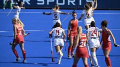 La seleccin espaola de hockey hierba, entrenada por el ourensano Carlos Garca Cuenca, se clasific para semifinales del Eurohockey.