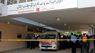Acceso al hospital en el que murieron 15 beb�s, en Pakist�n