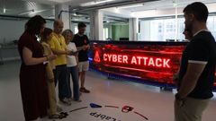 Nas instalaci�ns do CiberLabFP p�dense simular batallas entre ciberatacantes e defensores dos sistemas inform�ticos.