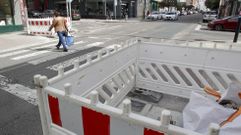 El paso de peatones de la carretera de Castilla situado junto al cruce con las calles Pintor Bello Pi�eiro y Per� es uno de los emplazamientos elegidos por su alta siniestralidad.