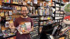 Manuel Rodr�guez, en su establecimiento de c�mics. 