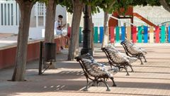 El ayuntamiento de Alguazas (Murcia) mantiene cerrados los parques infantiles, bancos p�blicos y la piscina municipal 