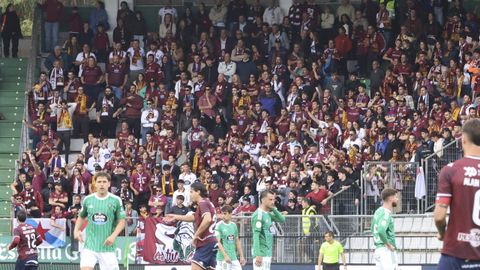 Afici�n del Pontevedra CF en A Malata el pasado mes de mayo.