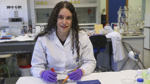 �ngela Arnosa, cient�fica da USC