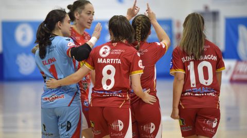 Las jugadoras del Poio Pescamar celebran un gol en un partido reciente