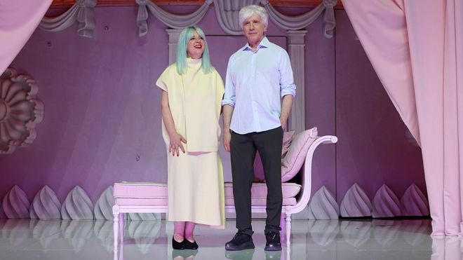A la izquierda, Marta Pazos, directora de escena, con Giovanni Antonini, encargado de la direcci�n musical