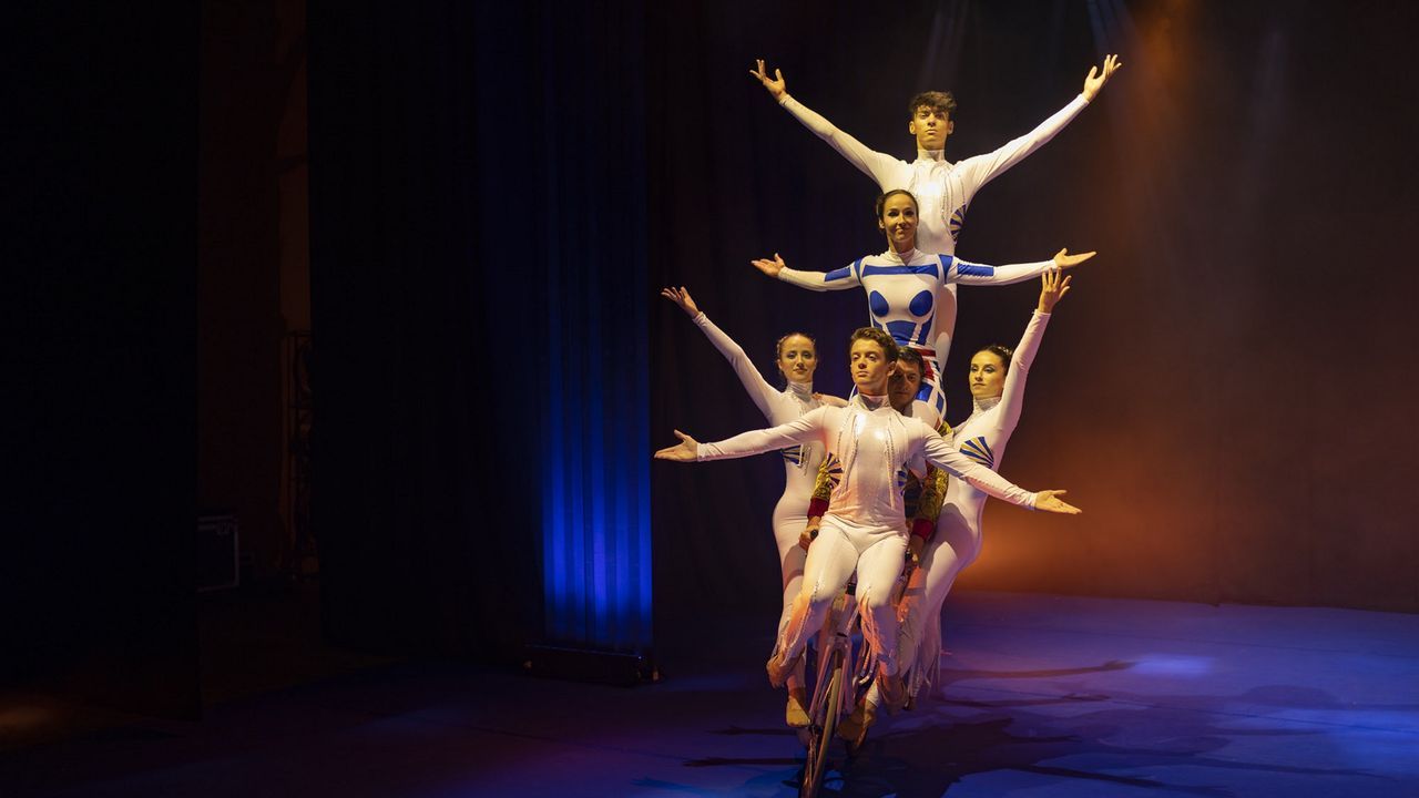 «Reinventio» llega al Teatro Afundación en Vigo con magia, ilusionismo, danza y circo