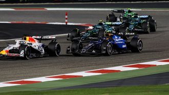 GP de Arabia Saud F1 2025.Carlos Sainz y Fernando Alonso durante el GP de Arabia Saud F1 2025
