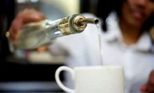 Despu�s de las aceiteras y vinagreras llega la prohibici�n a los aguardientes y licores.