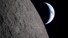 Vista de la Tierra parcialmente cubierta por la Luna