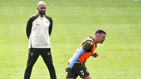 Claudio Gir�ldez y Iago Aspas, en un entrenamiento del Celta.
