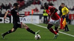 Ola John, en un partido de Champions con Benfica