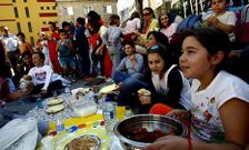Padres y alumnos del �lvarez Limeses, en una protesta del 2007 para reclamar un comedor.
