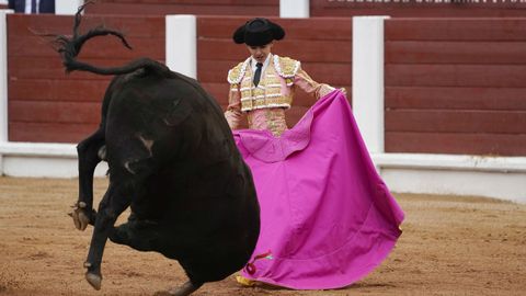 la Feria de Begoña en la Plaza de Toros de El Bibio